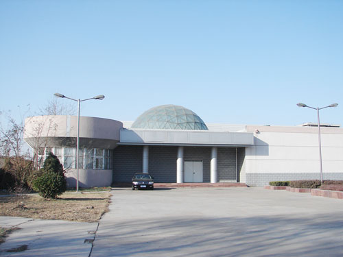 華魯電廠(chǎng)球型網(wǎng)殼外景